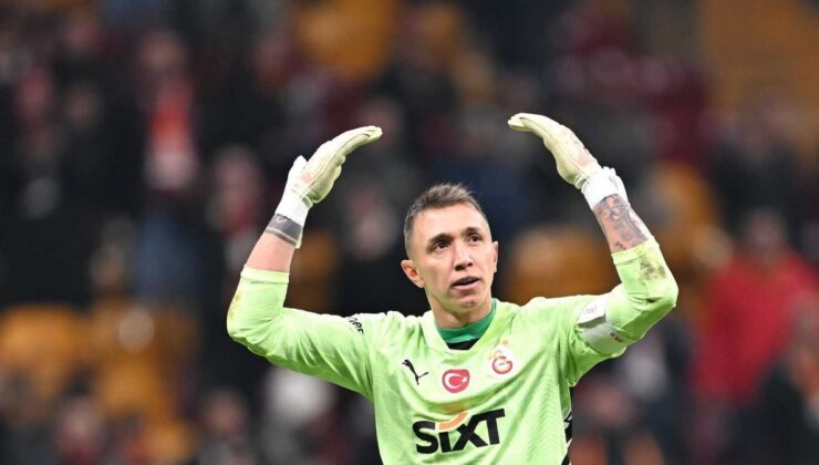Muslera Galatasaray’ın Ajax zaferini kutladı! ’Gurur duydum’