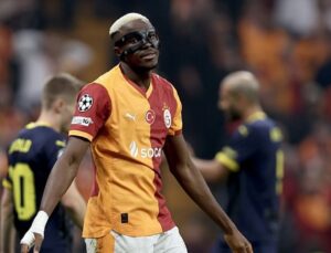 UEFA Şampiyonlar Ligi resmi hesabından Victor Osimhen paylaşımı