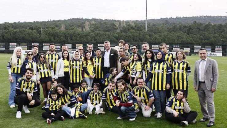 Sadettin Saran ve Fenerbahçeli oyunculardan anlamlı hareket