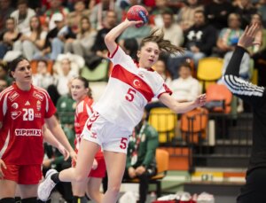 Kadın A Milli Hentbol Takımı, EURO Cup ilk maçında Macaristan’a mağlup oldu