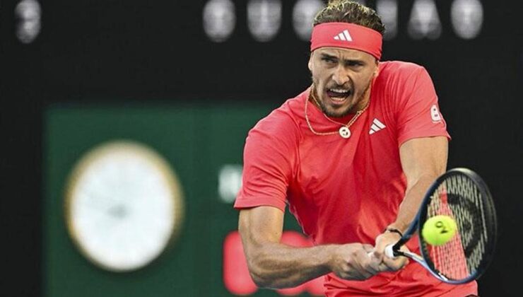 Zverev ve Paolini zorlanmadan turladı