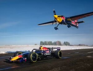 2026 SEZONU BAŞLIYOR: Red Bull’un RB22’si ilk kez görüntülendi