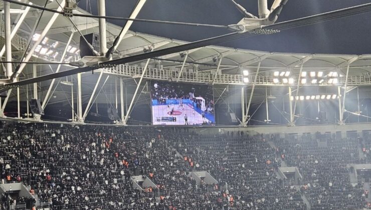 Beşiktaşlı taraftarlar devre arasında A Spor’daki dev finali izledi!