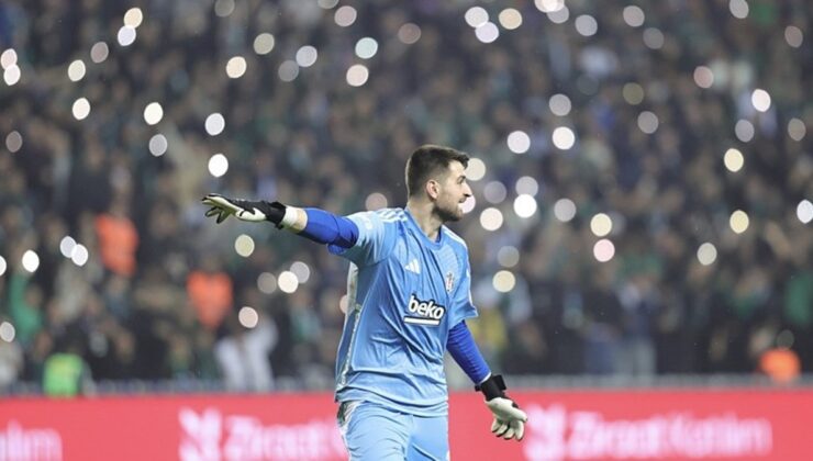 Beşiktaşlı taraftarlardan Ersin Destanoğlu’na tepki!