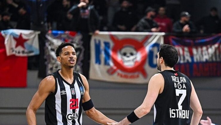 Panionios taraftarlarının Beşiktaş GAİN karşısında açtığı skandal pankarta şaka gibi ceza!