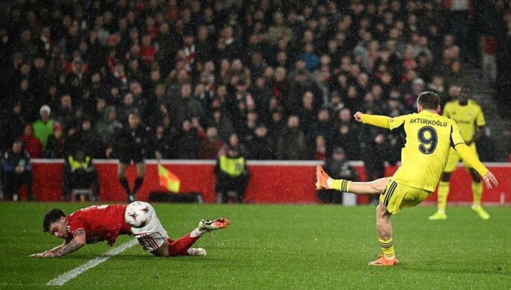 CANLI | Fenerbahçe’ye İngiltere’de galibiyet yetmedi! Kanarya, UEFA Avrupa Ligi’ne veda etti… (Maç özeti | Nottingham Forest 1-2 Fenerbahçe)