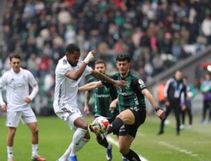 Beşiktaş, Kocaeli’de 3 puanı tek golle aldı!