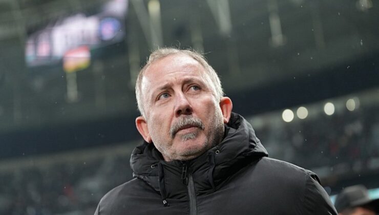 Beşiktaş’ta yeni sezonun kadro planlaması netleşiyor: 7 oyuncuyla yollar ayrılacak!