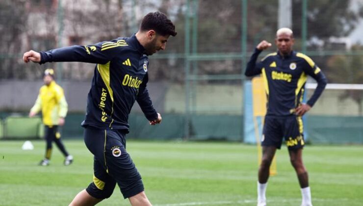 Fenerbahçe’de derbi hazırlıkları sürüyor
