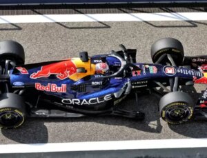 Verstappen’den 2026 kurallarına ağır eleştiri: “F1 bataryaya değil motora odaklanmalı”