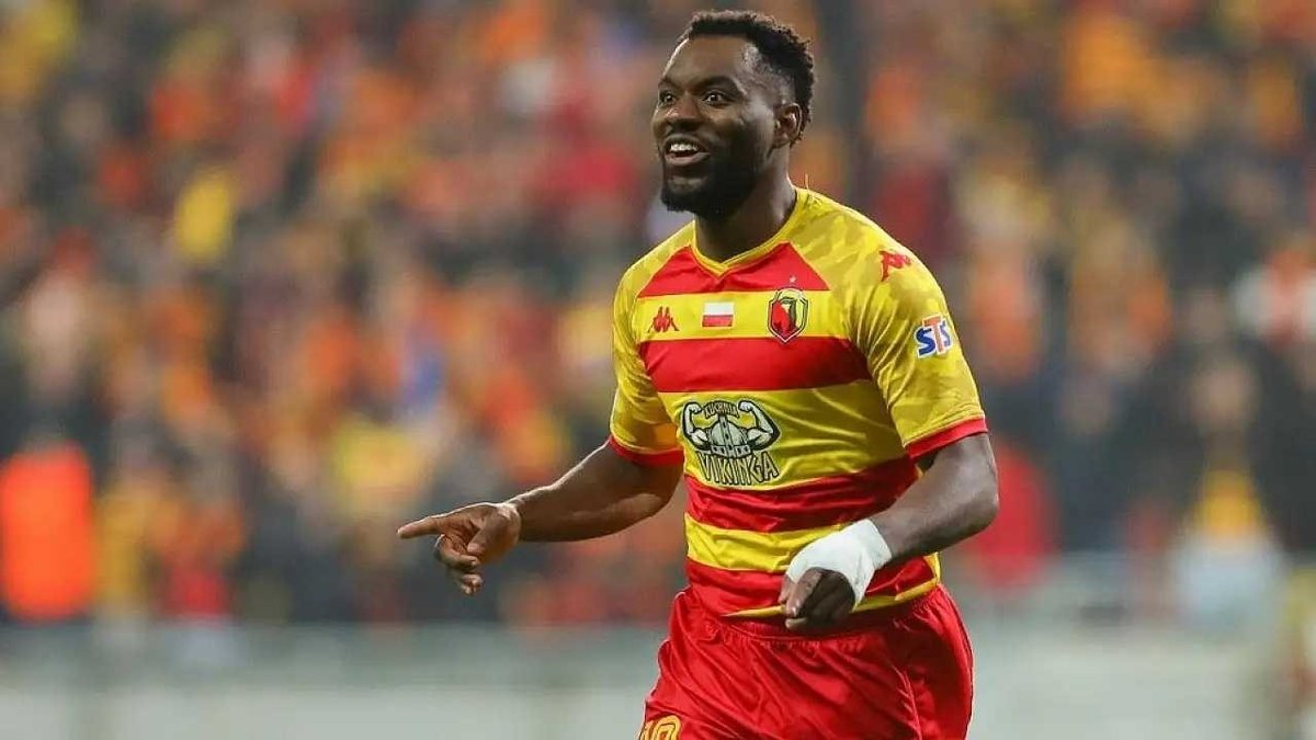 Beşiktaş’a Kongolu golcü! Sözleşmesi sona eriyor