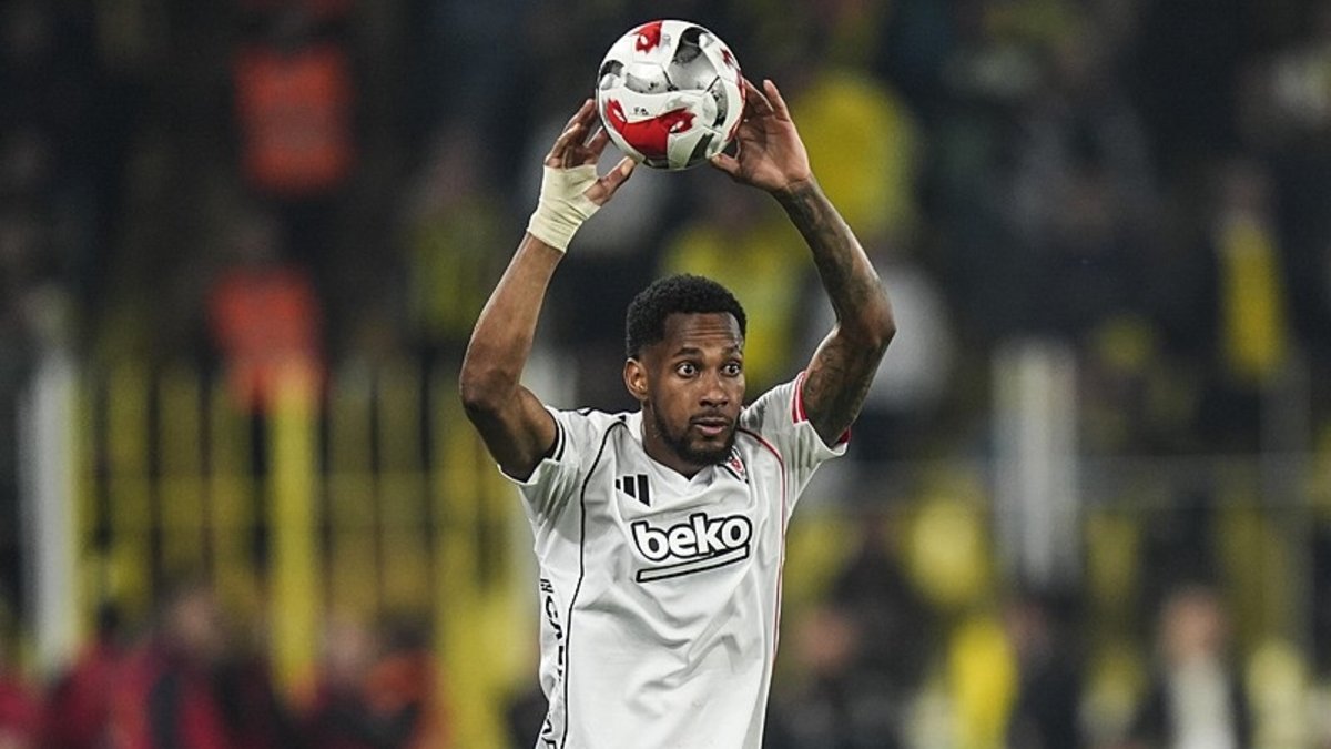 Beşiktaş’ta şok sakatlık! 2. yarıya başlayamadı